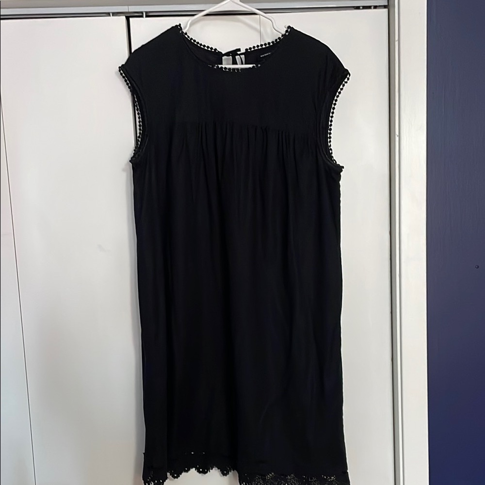 Black Sleeveless Dress with Lace Trim